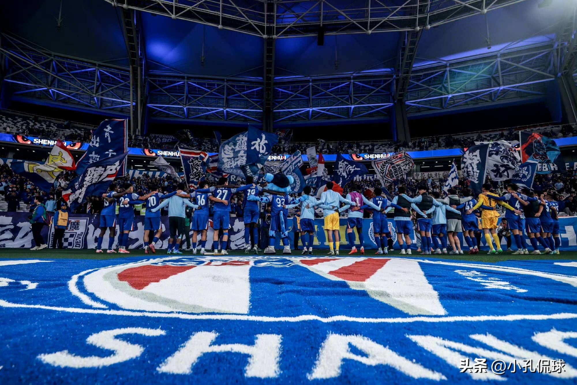 包含亚冠清晨走向成谜，多特蒙德回应争议，质疑声仍在，身体对抗强度拉满的词条