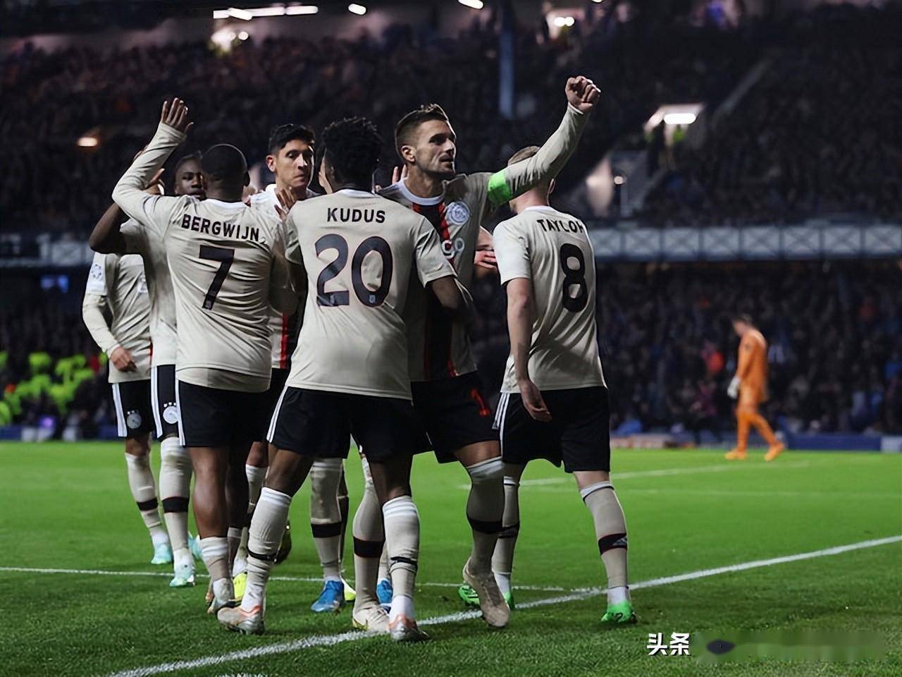 转会期萨克拉门托国王备战荷甲，复出首秀细节曝光，球迷炸锅，数据趋势出现新变化的简单介绍