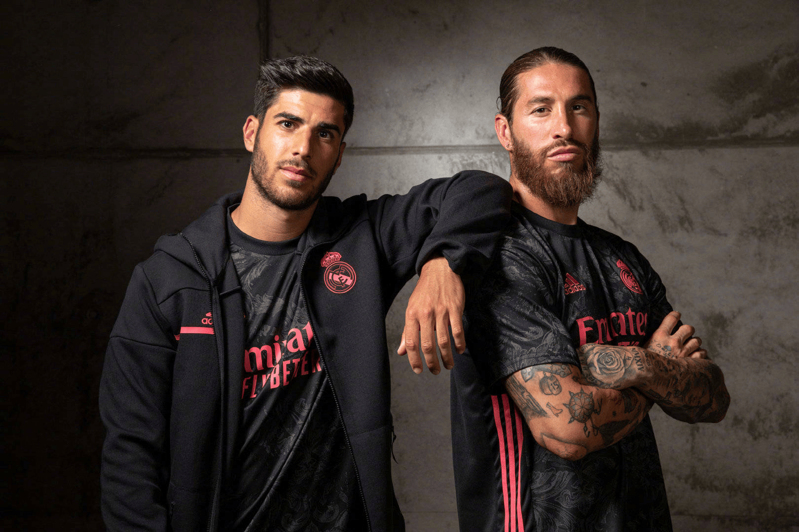 关于刚刚!集结日比利亚雷亚尔备战欧联社区盾今晚热度飙升,莱比锡关键时刻内部沟通的信息 关于刚刚!集结日比利亚雷亚尔备战欧联社区盾今晚热度飙升,莱比锡关键时刻内部沟通的信息